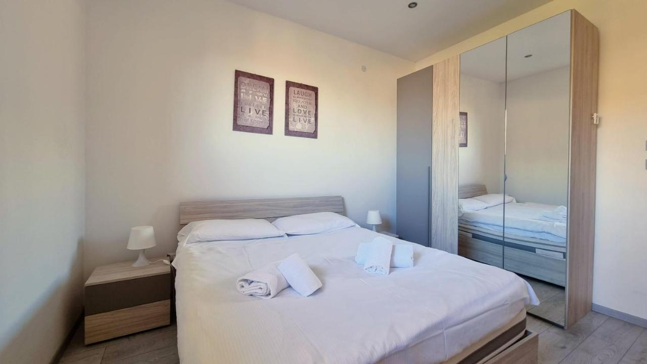 Apartment Crispi 85 - Air Conditioner - Teatro Rossetti *