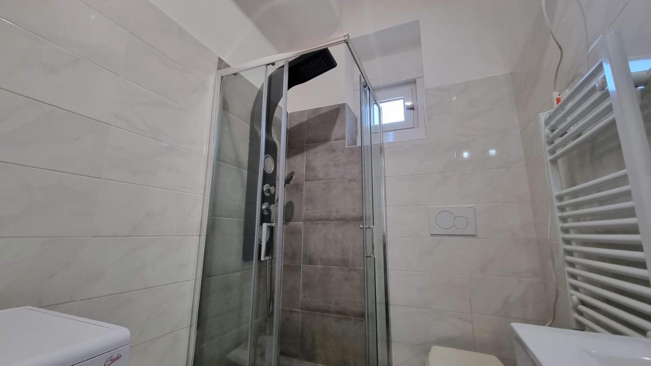 Apartment Crispi 85 - Air Conditioner - Teatro Rossetti *